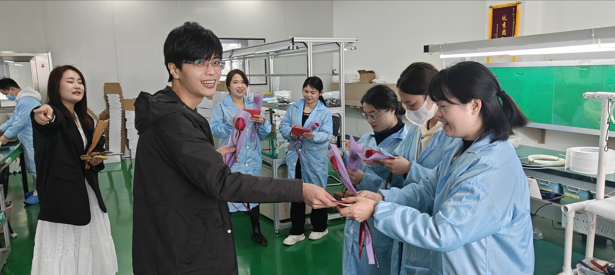 3.8女神節(jié)快樂丨不懼時(shí)光，自成光芒